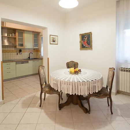 Holiday home Jelena *